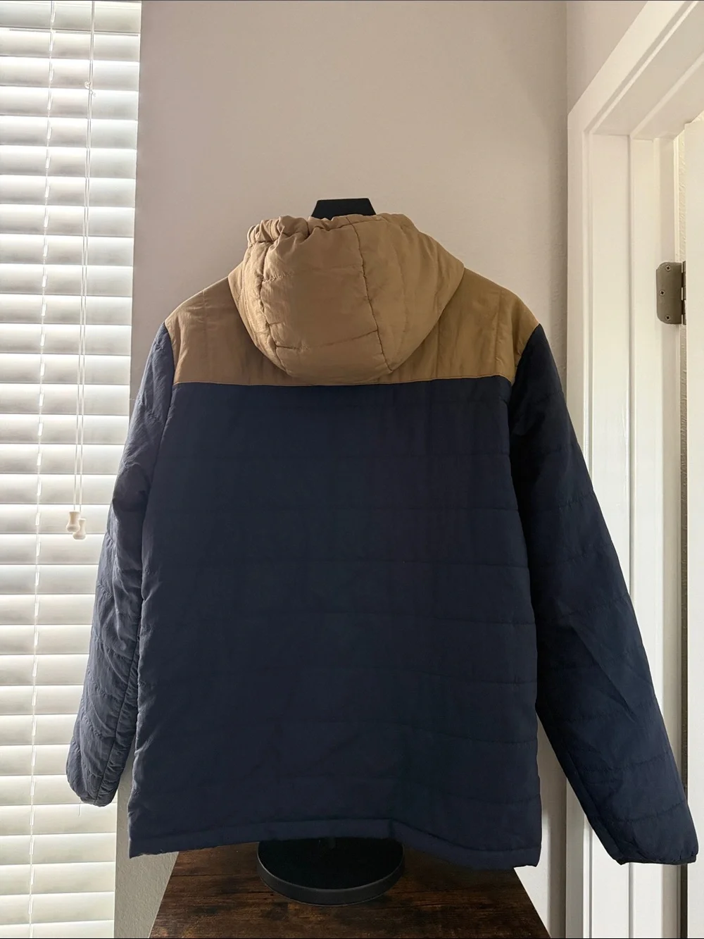 Billabong Hooded Lightweight Puffer Jacket